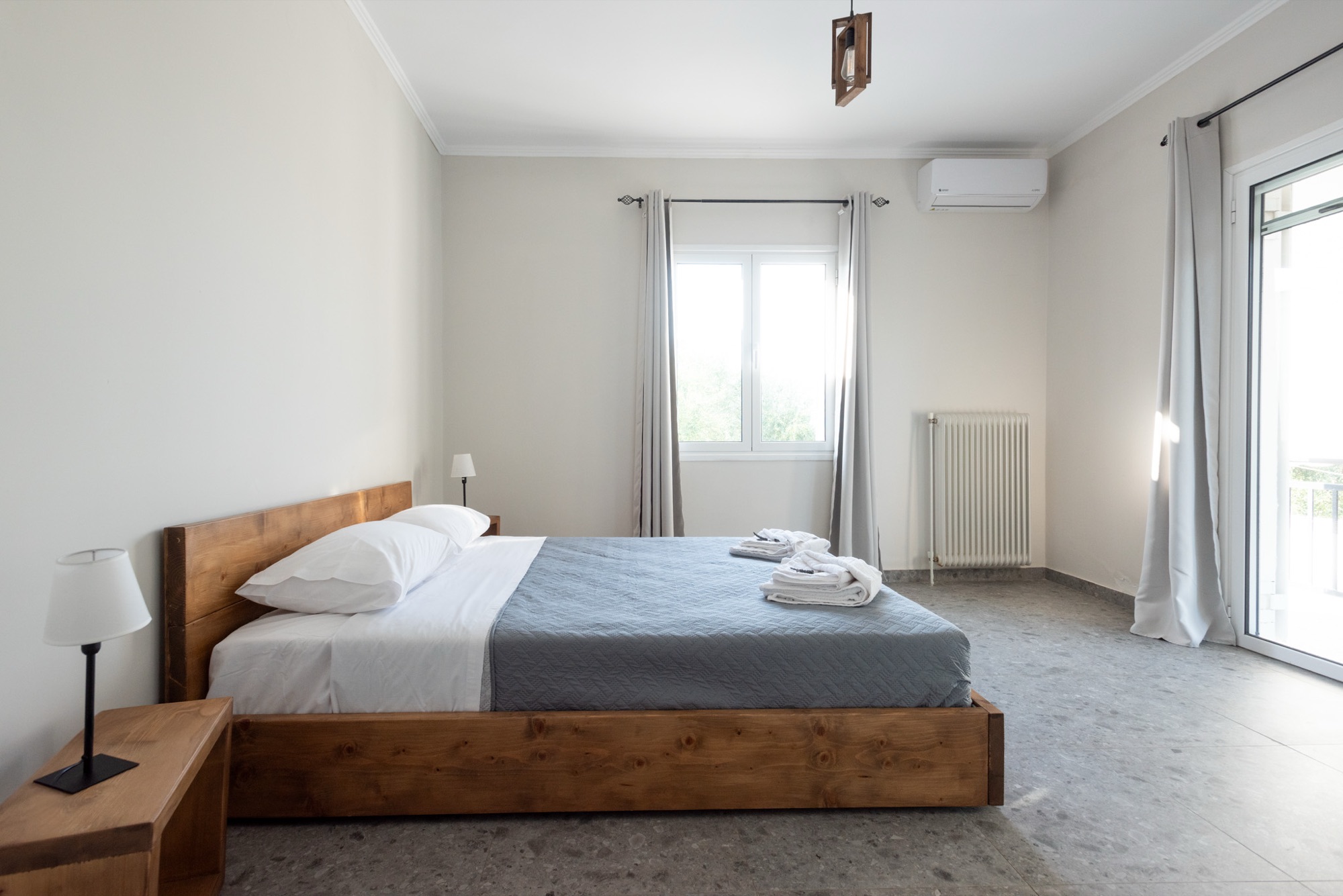 Second bedroom with double bed and garden view